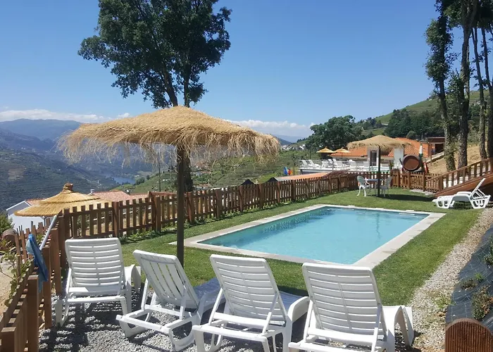 Quinta Da Bandeira - Casa De Ferias No Douro