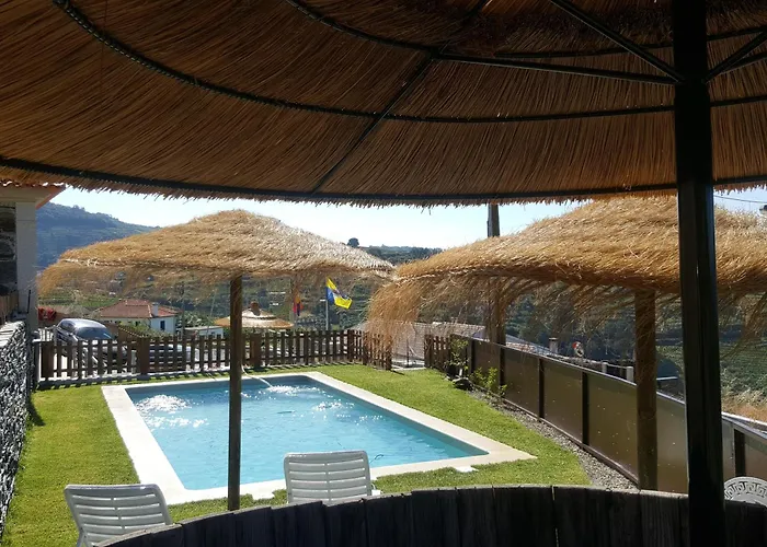 Quinta Da Bandeira - Casa De Ferias No Douro
